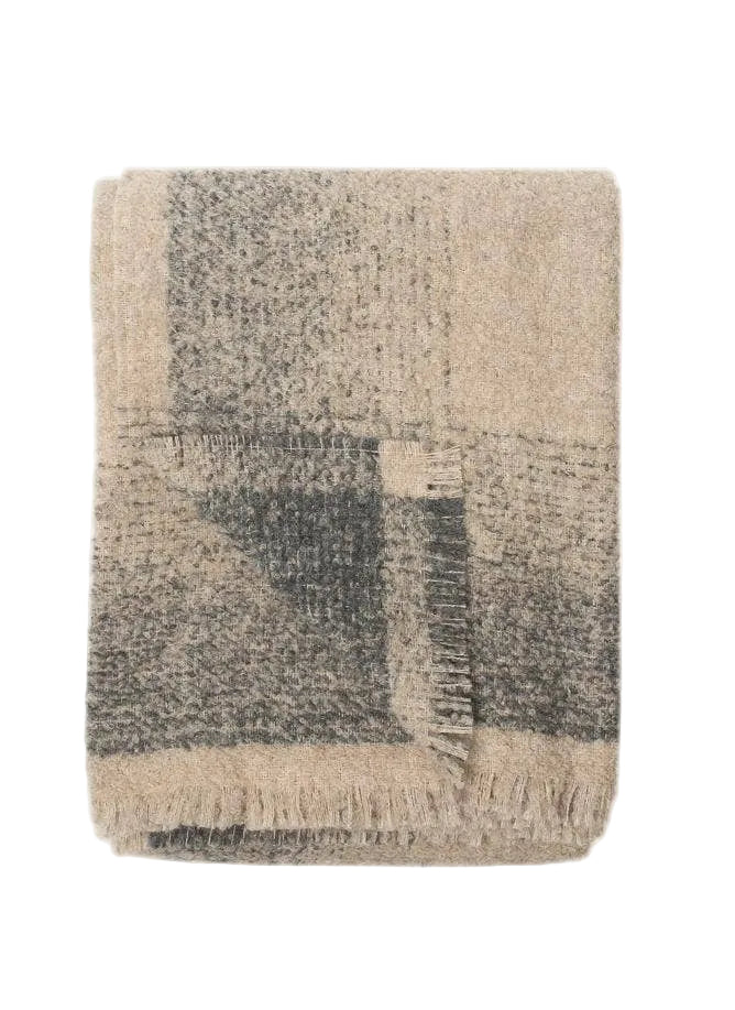 Whitehorse Throw