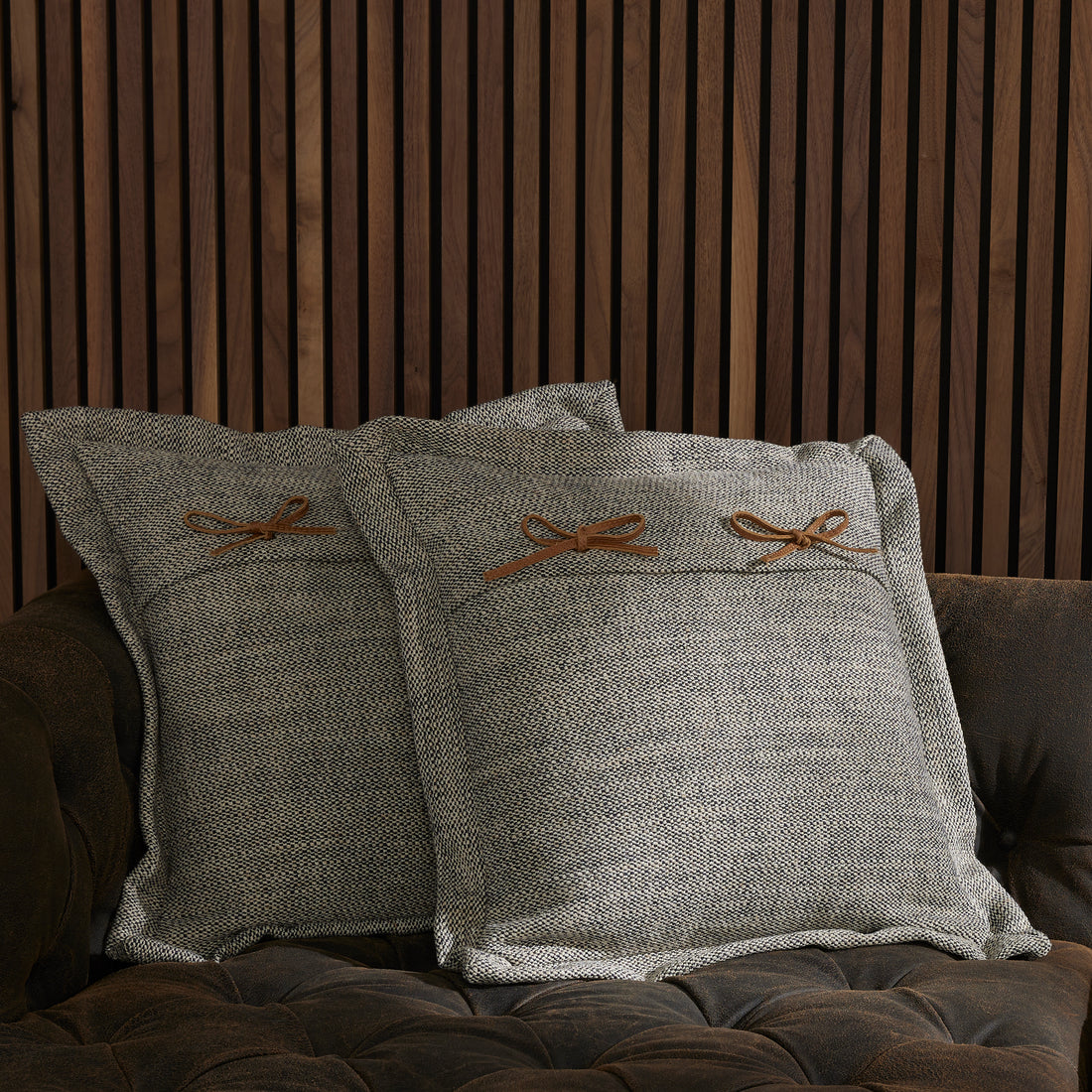 Thames Pillow Set