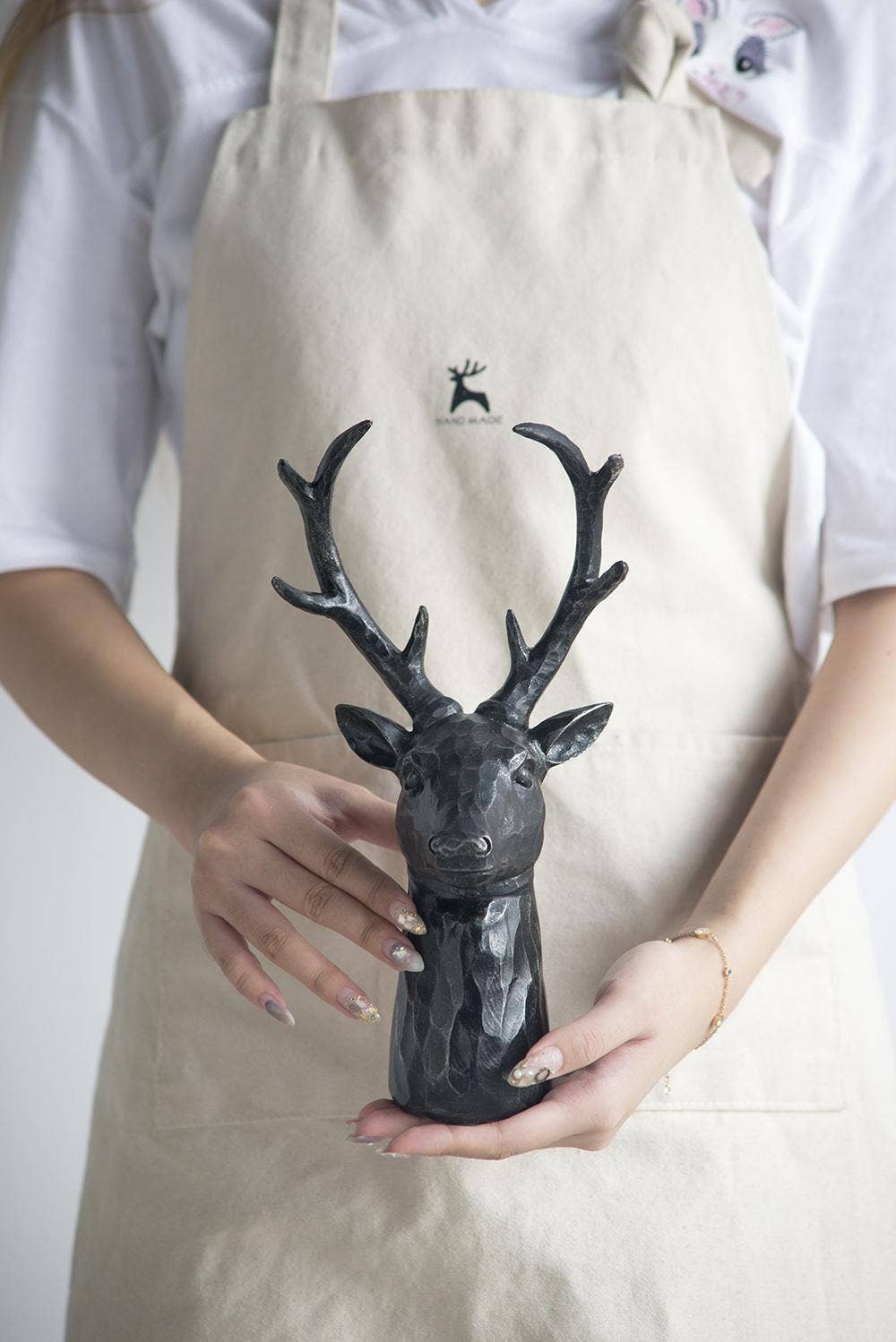 Darby 8-Point Deer Head Black