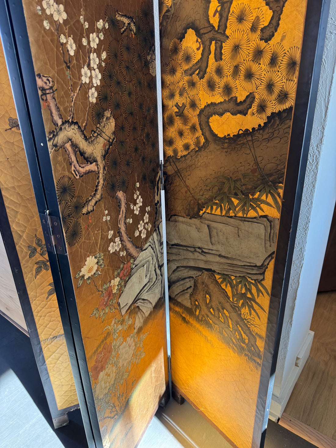 Gold Oriental Screen