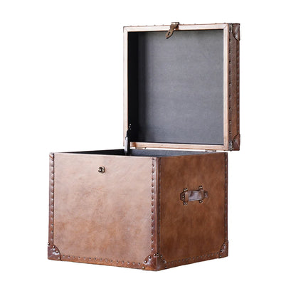 Pembroke Trunk