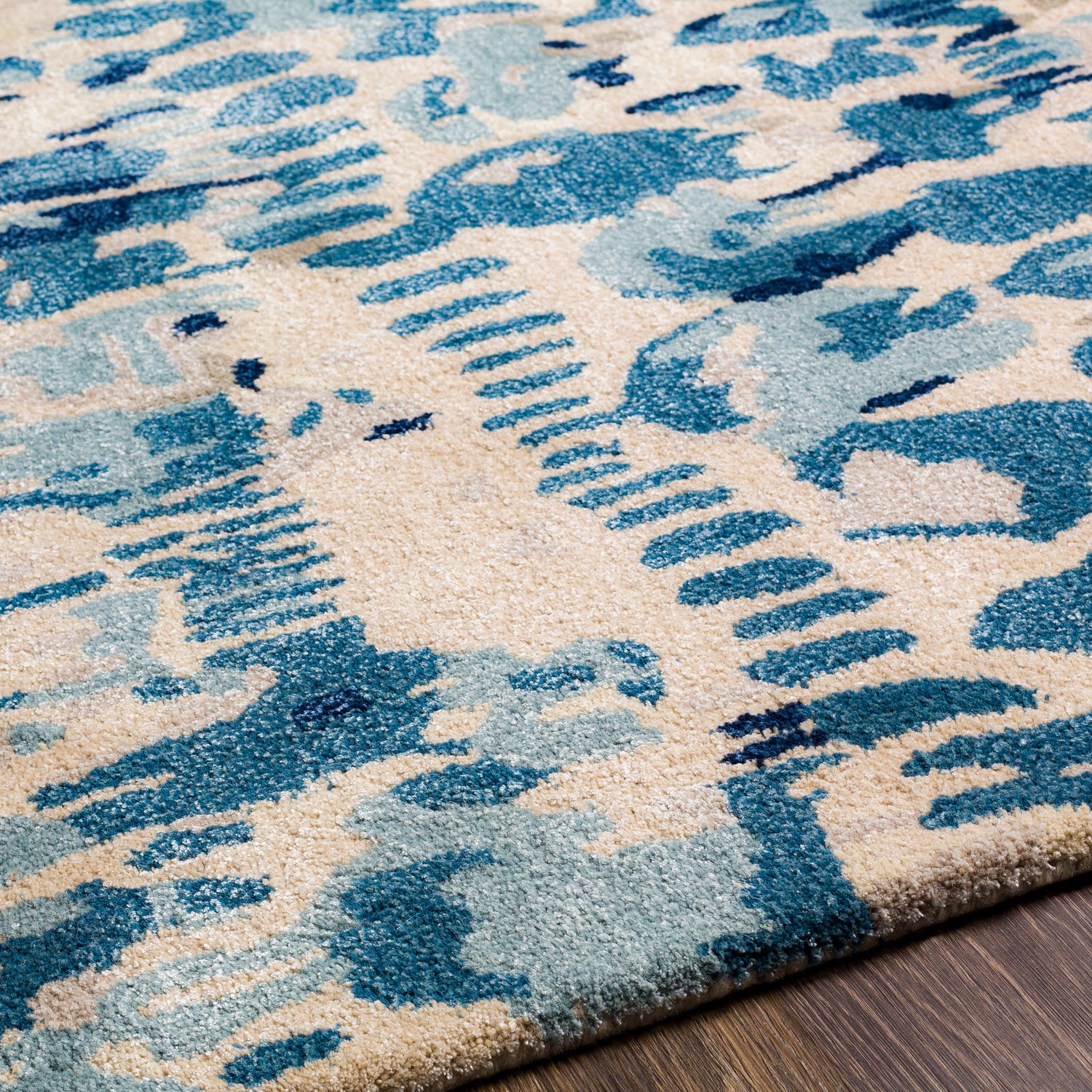 Kavita Hand-Tufted Area Rug